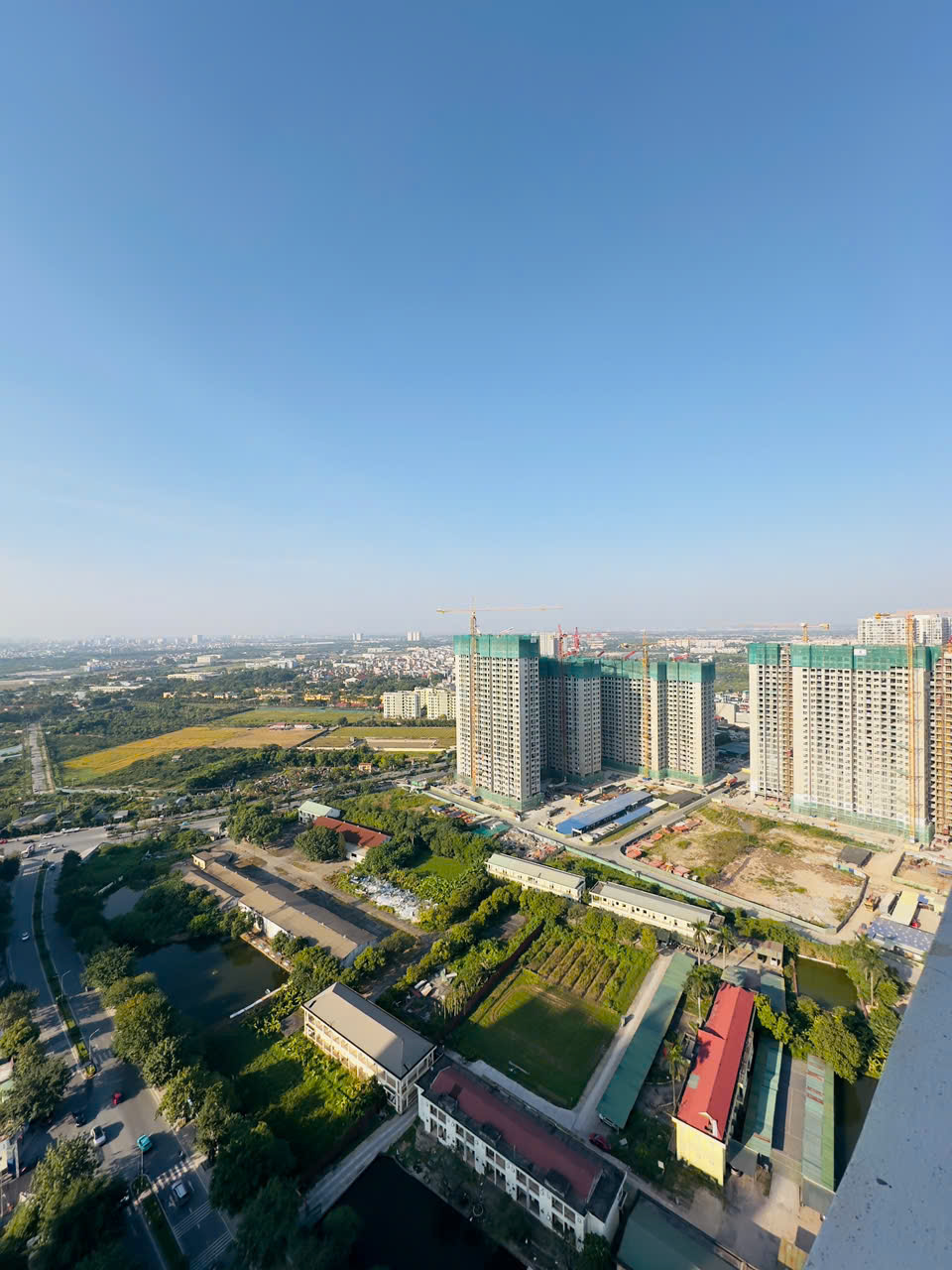 3963288952582868696119