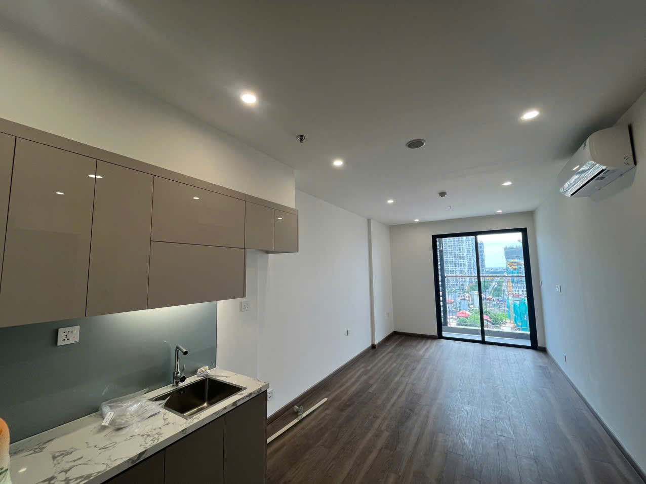 [200310262BE] 15/8 hiếm khi có căn studio beverly view bể bơi đẹp mà giá chỉ 5tr
